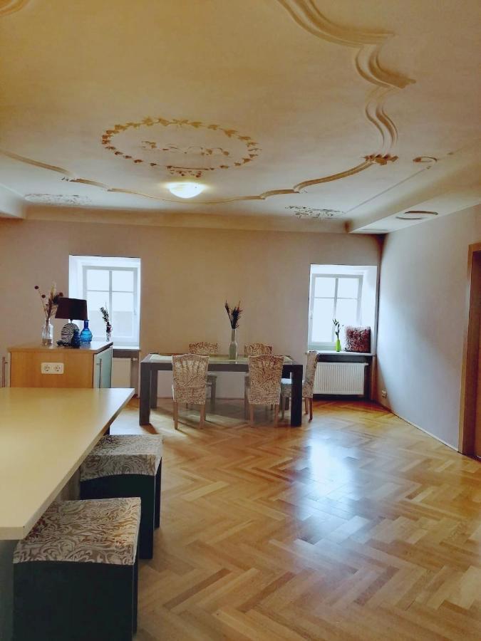 Taferne In Koestendorf - Ferienwohnung Monteurzimmer Ноймаркт-ам-Валлерзе Екстер'єр фото