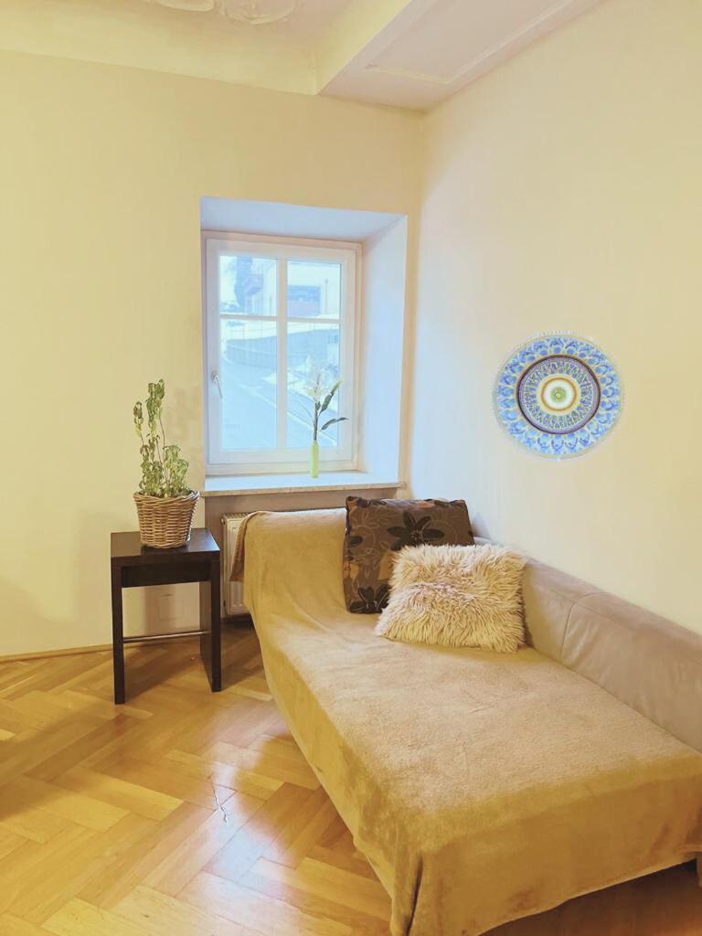 Taferne In Koestendorf - Ferienwohnung Monteurzimmer Ноймаркт-ам-Валлерзе Екстер'єр фото